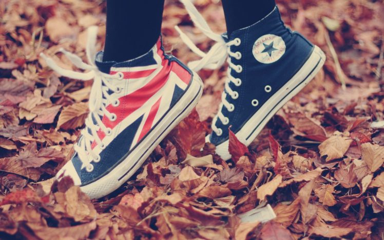fall, All Star, Fallen leaves, Converse, Union Jack, Shoes, Leaves HD Wallpaper Desktop Background