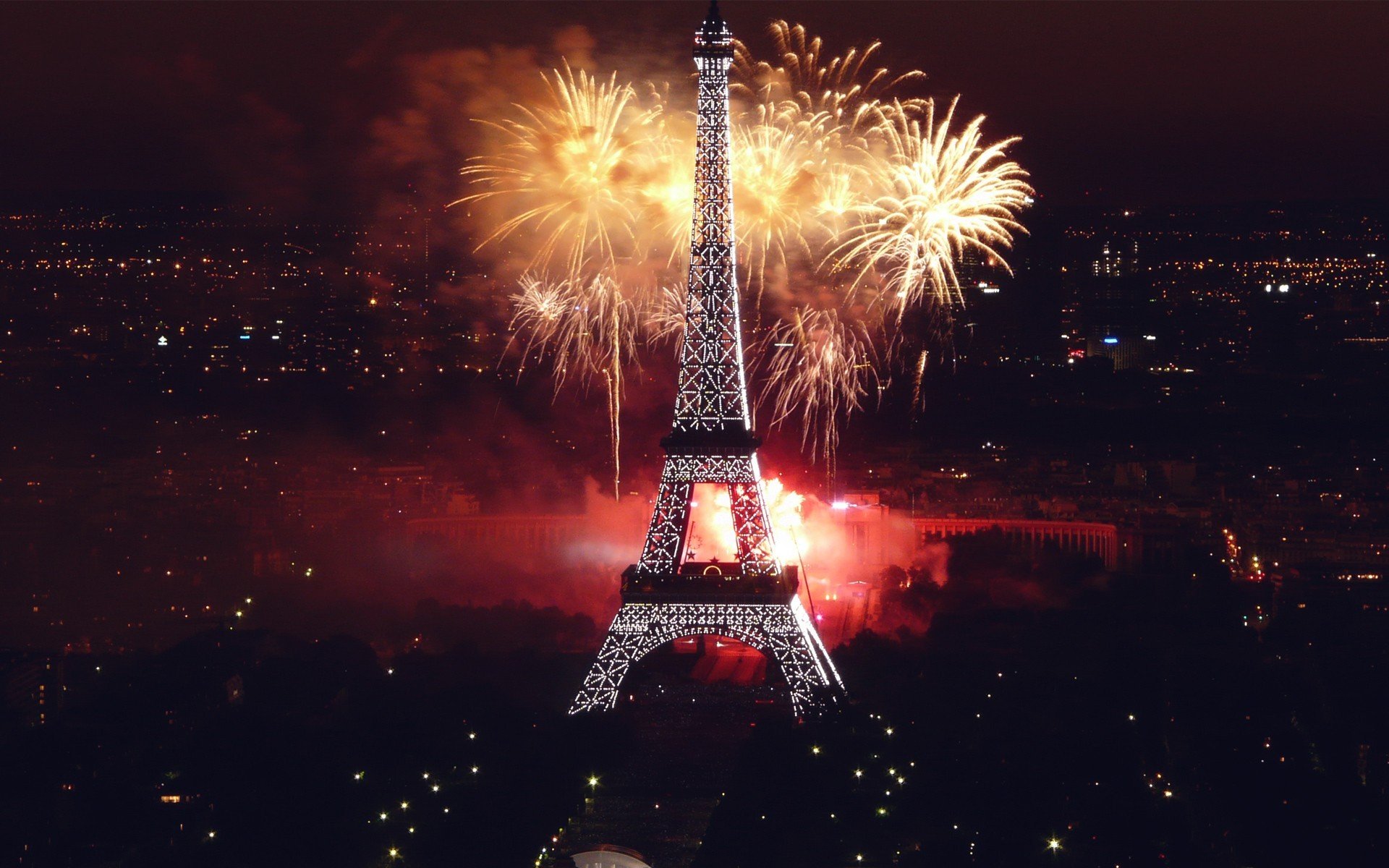 cityscape, Night, Eiffel Tower, Paris, France, Fireworks Wallpaper