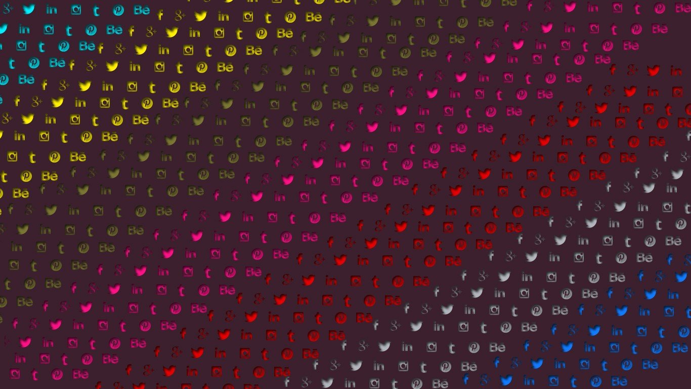 Tweety Bird Social Networks Pink Yellow Internet Explorer