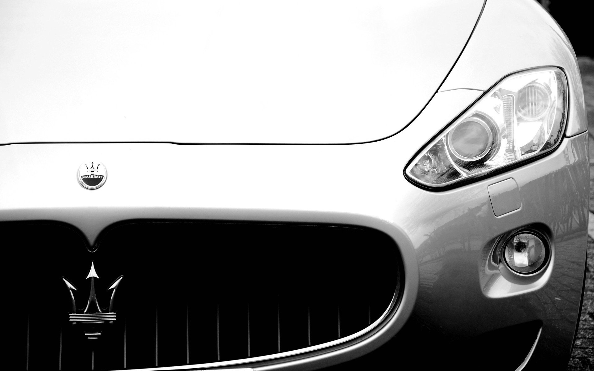 Maserati, Car, Monochrome, White, Logo, Headlights Wallpaper