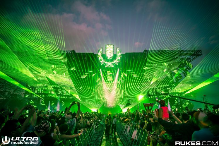 crowds, Ultra Music Festival, Rukes.com, Stages, Lights, Photography, Lasers, Music HD Wallpaper Desktop Background