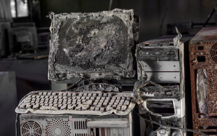 plastic, Computer, Fire, Melted, Rust, Depth of field, Keyboards, Destruction HD Wallpaper Desktop Background