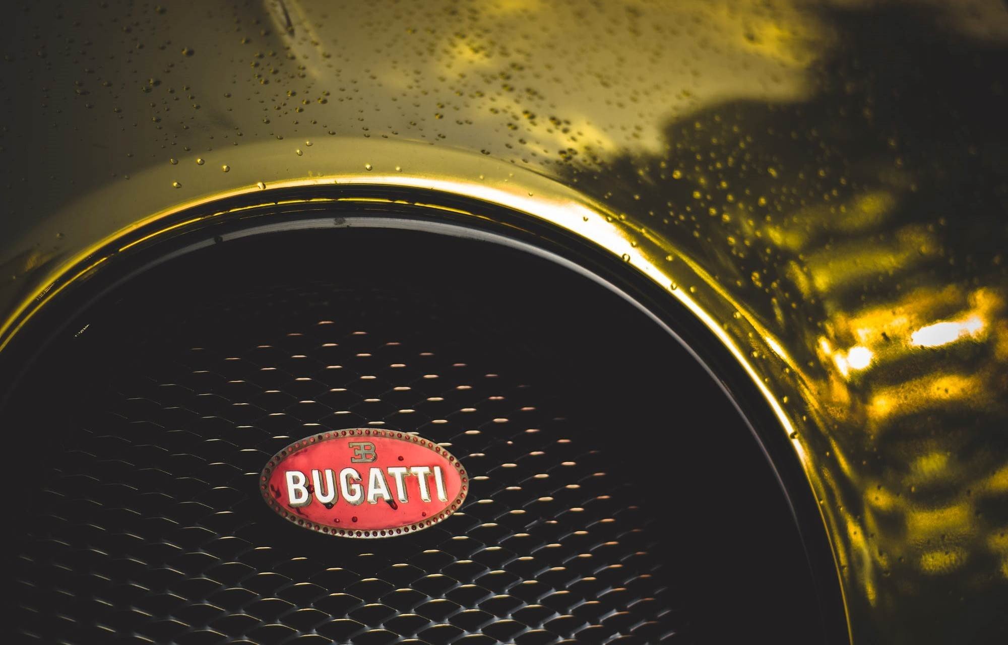 Buggati, Logo, Gold, Water drops, Sports car Wallpaper