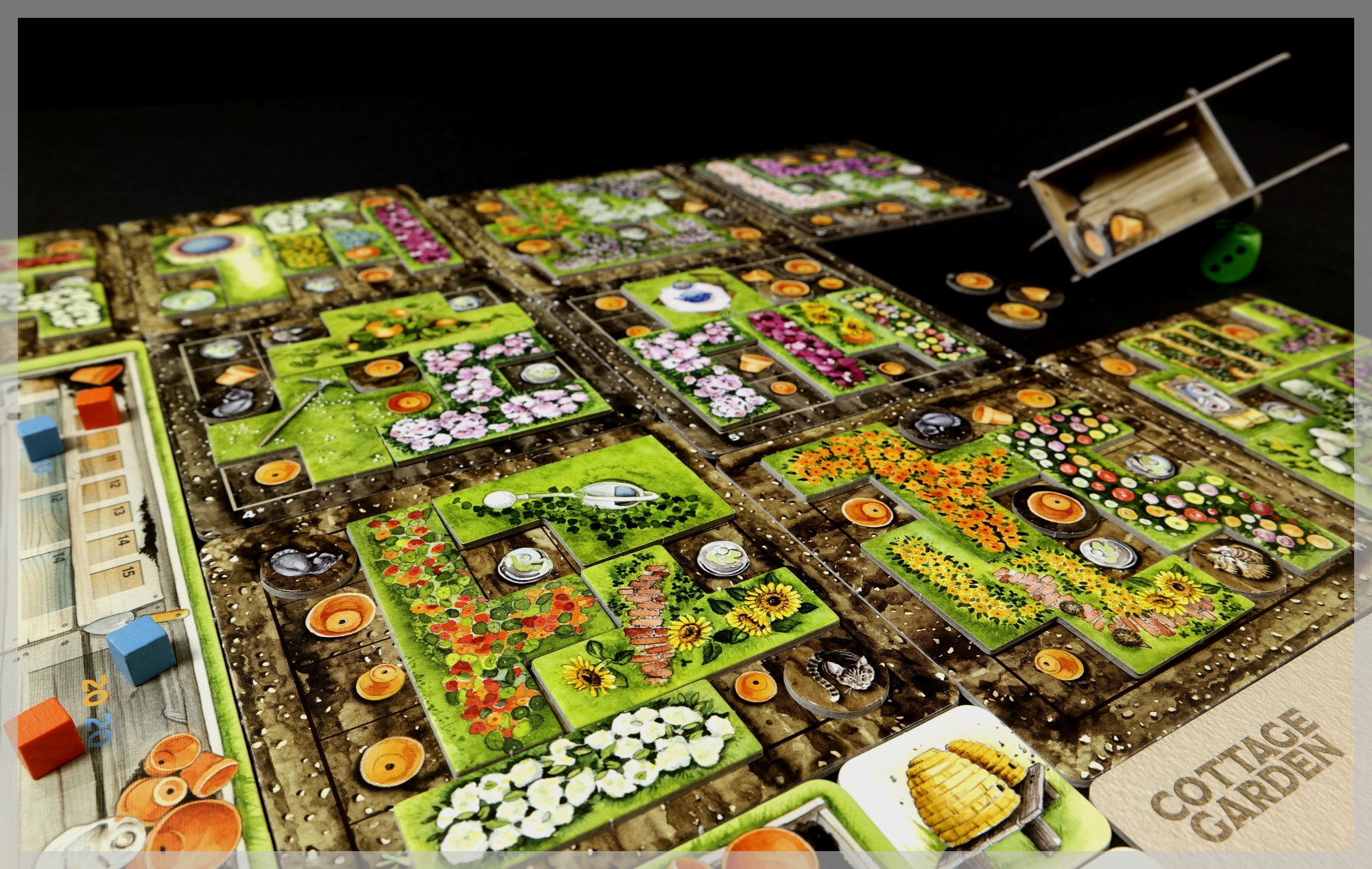 board games, Cottage garden Wallpaper