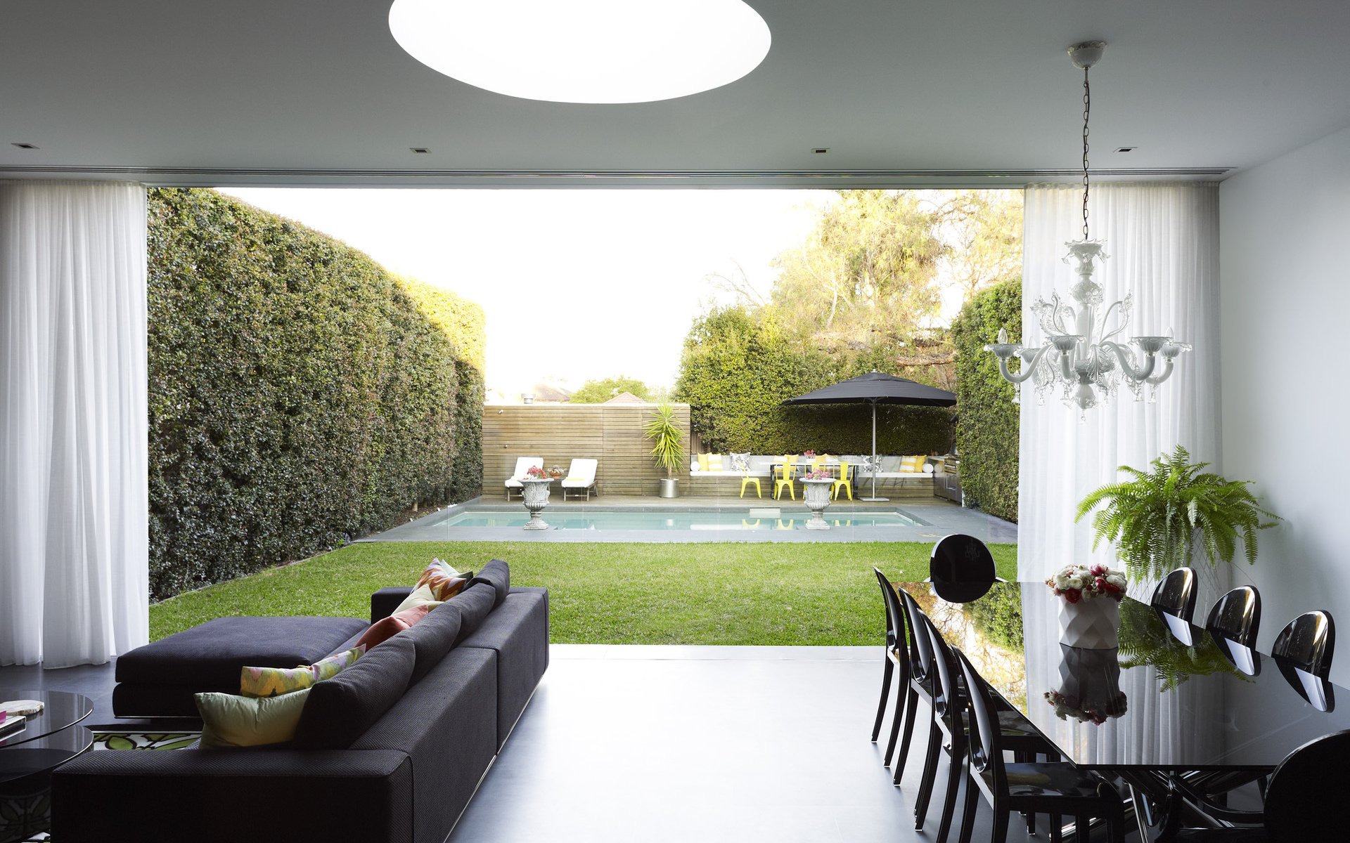 room, Interior, Backyard, Hedges, Swimming pool, House Wallpaper