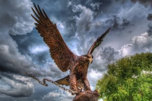 sky, Eagle, Sculpture, Chains, Trees, Clouds, Photo manipulation, HDR