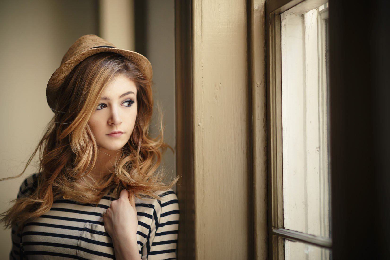 Chrissy Costanza, Blonde, Straw hat Wallpapers HD ...