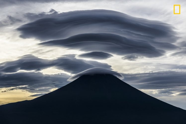 nature, Landscape, Mountains, Clouds, National Geographic, Mount Fuji, Japan, Evening, Silhouette HD Wallpaper Desktop Background