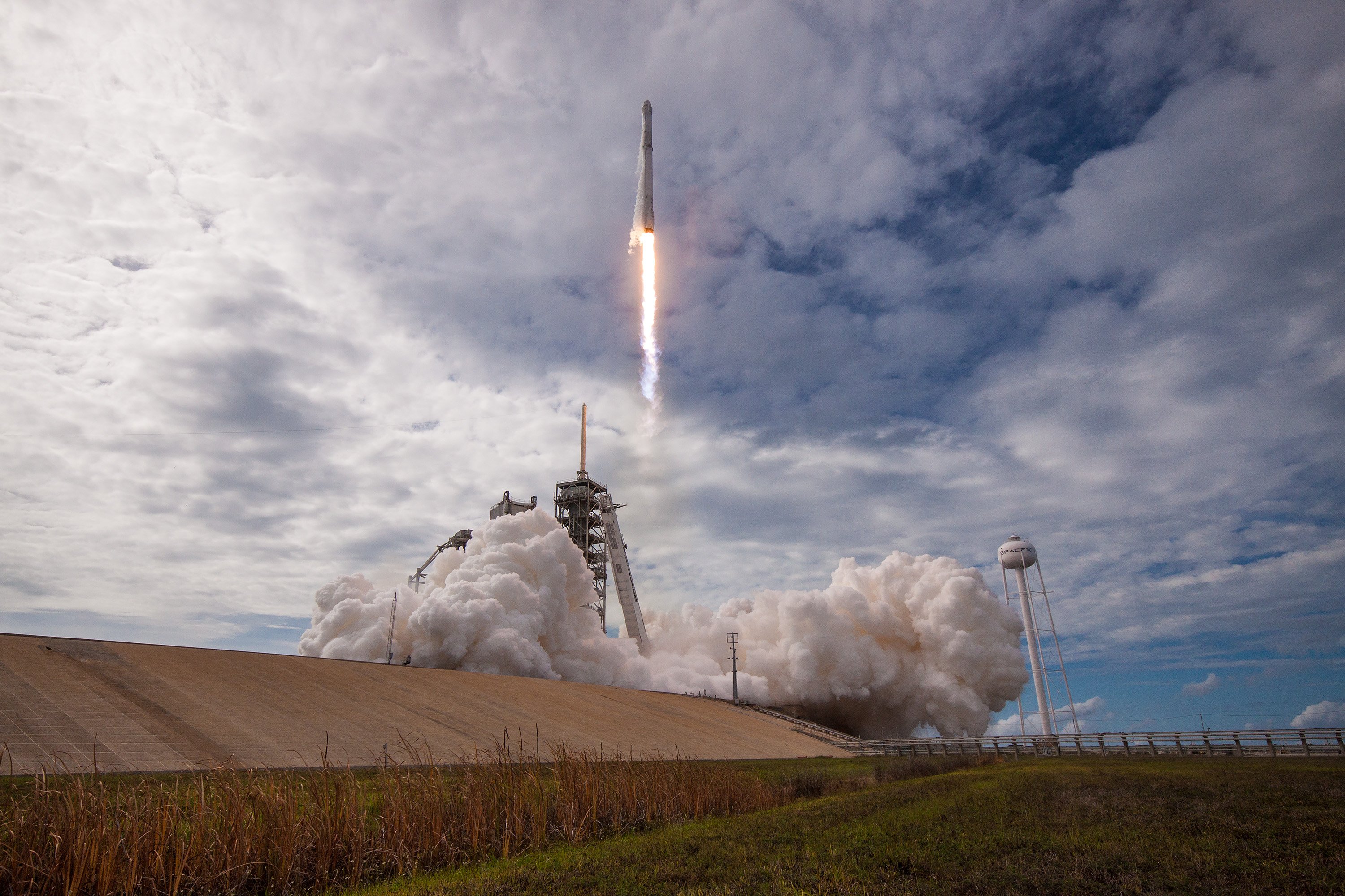 SpaceX, Rocket, Clouds, Smoke Wallpaper