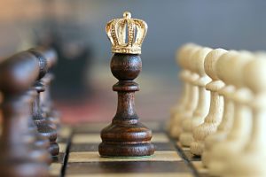 king, Chess, Board games, Pawns, Crown, Checkered, Checkerboard, Depth of field, Closeup, Imagination