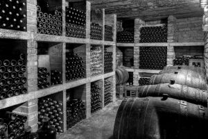 monochrome, Photography, Cellars, Bottles, Barrels, Wine, Shelves, Drinking glass, Bricks, Cork