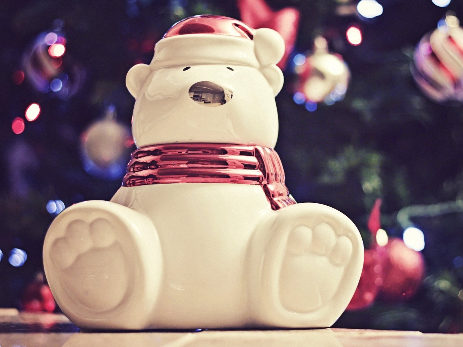 merry, Christmas, Holiday, Vacation, Gifts, Tree, Happy, Beautiful, Santa, Snowman, Lights Wallpaper