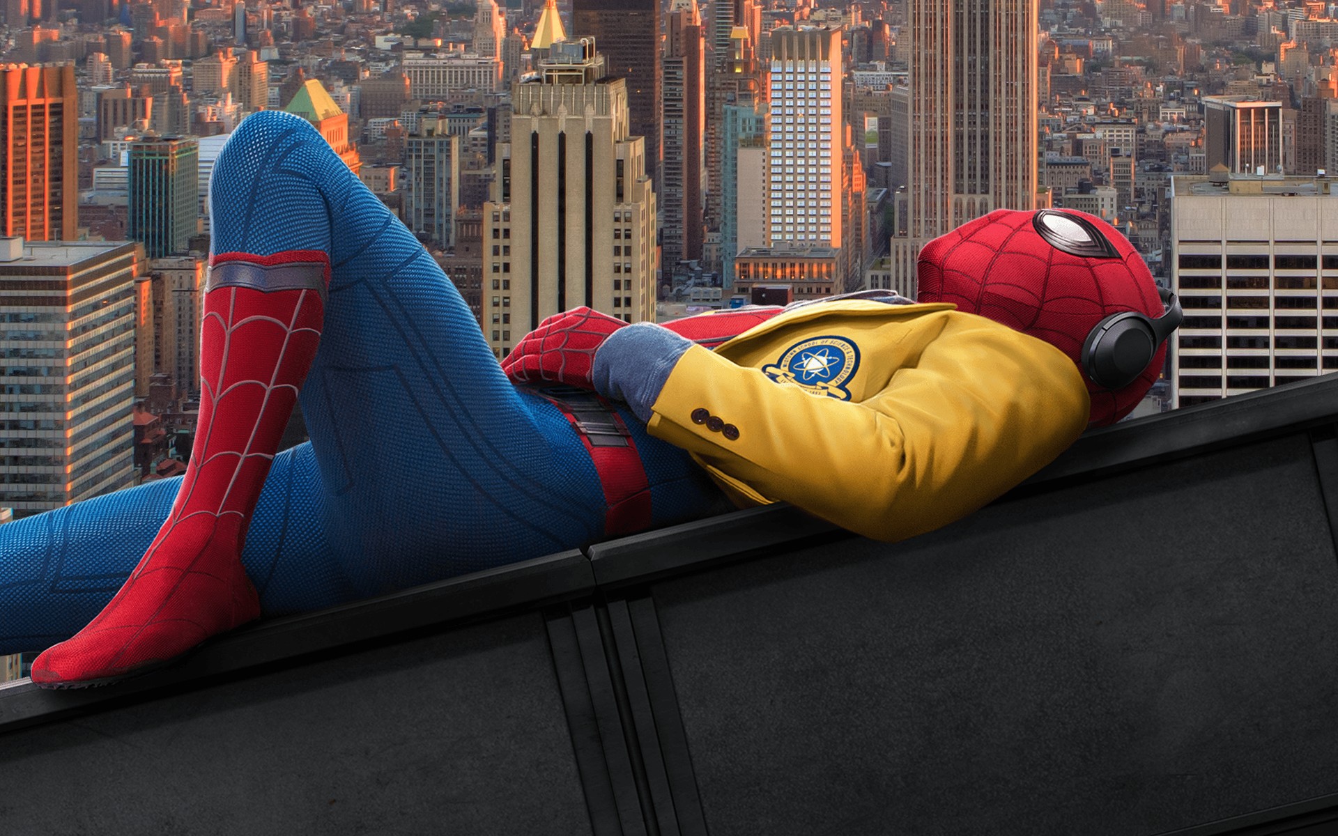 Spider Man: Homecoming (2017), Marvel Cinematic Universe, Movies, Spider Man, Cityscape, Headphones Wallpaper