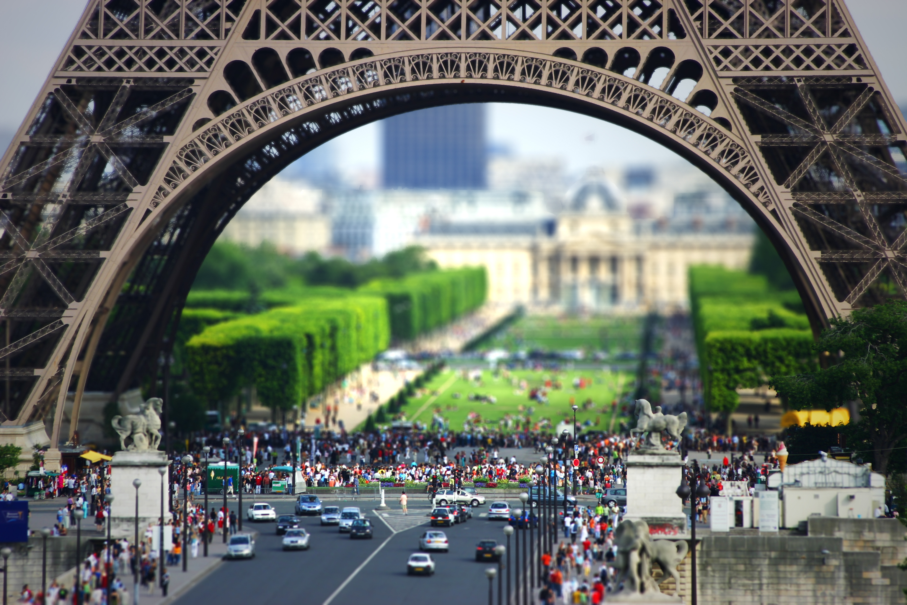 people, France, Paris, Eiffel Tower, Tilt shift, Traffic Wallpaper