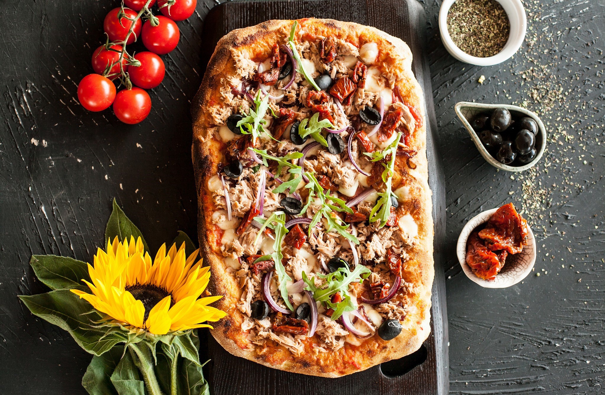 food, Tomatoes, Sunflowers, Pizza, Flowers Wallpaper