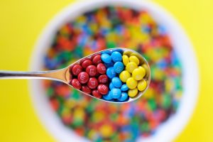 colorful, Sweets, Spoon, M&ms, Depth of field