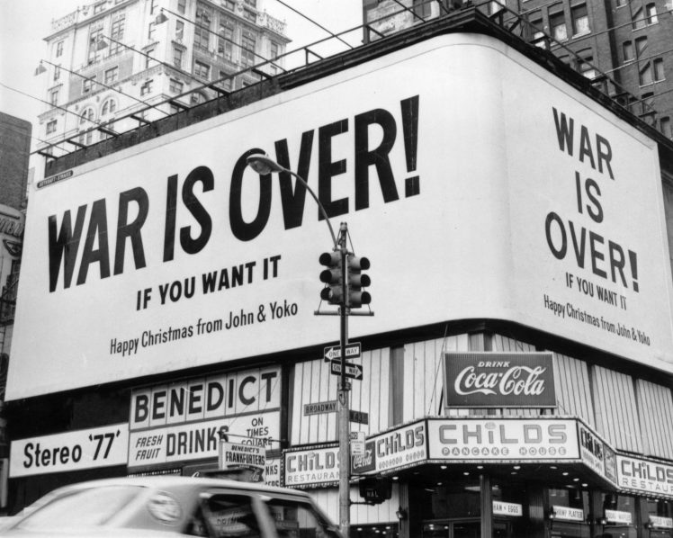 John Lennon, Yoko Ono, Protestors, Vietnam War, Poster, New York City, USA, Building, 1960s, Monochrome, Urban, Traffic lights, Car HD Wallpaper Desktop Background