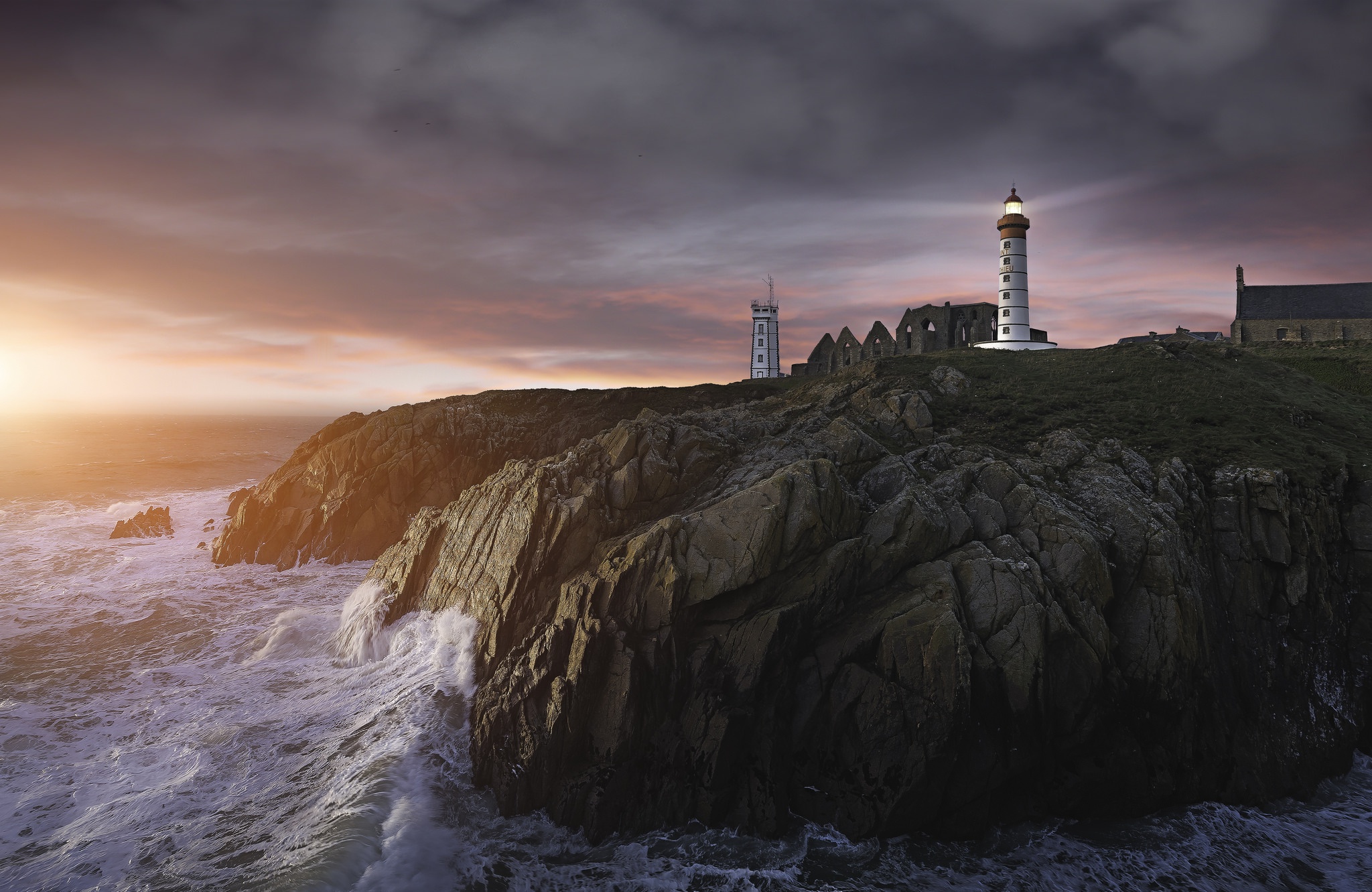 Pointe de Saint Mathieu, Cliff, Sky, Lighthouse, Sea, Coast Wallpaper