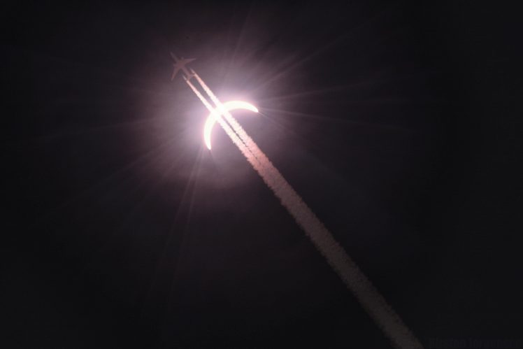 solar eclipse, Airplane HD Wallpaper Desktop Background