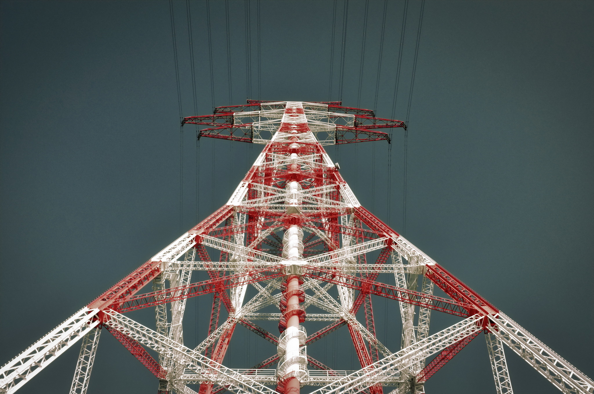 worms eye view, Metal, Power lines Wallpaper