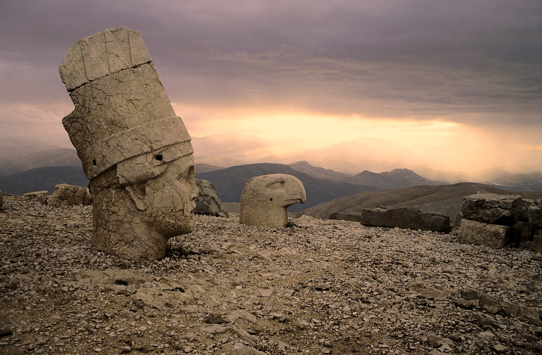 statue, Clouds Wallpaper