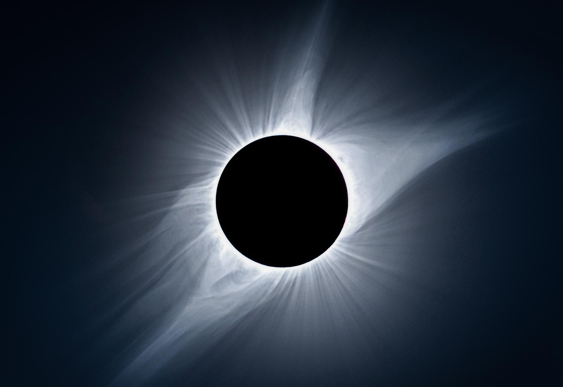 eclipse, Space, Moon, Sun rays Wallpaper