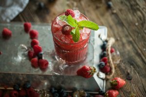 drinking glass, Cocktail, Cocktails, Fruit, Strawberries, Raspberries, Blueberries, Mint, Ice cubes