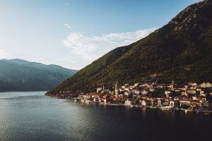 water, Mountains, Nature, Town, Clouds, Landscape