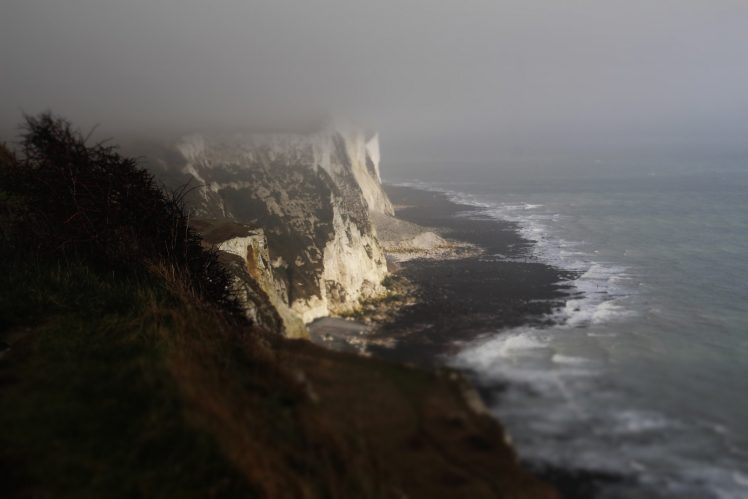nature, Landscape, Sea, Cliff, Coastline, Cliffs of Dover, England, UK, Mist, Plants, Depth of field, Waves, Tilt shift HD Wallpaper Desktop Background