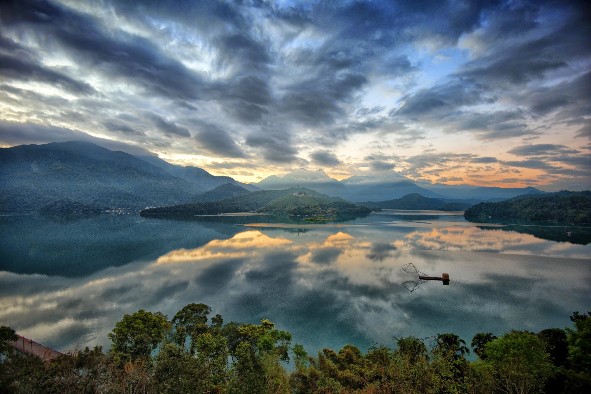 sunrise, Lake, Clouds, Taiwan, Reflection Wallpaper