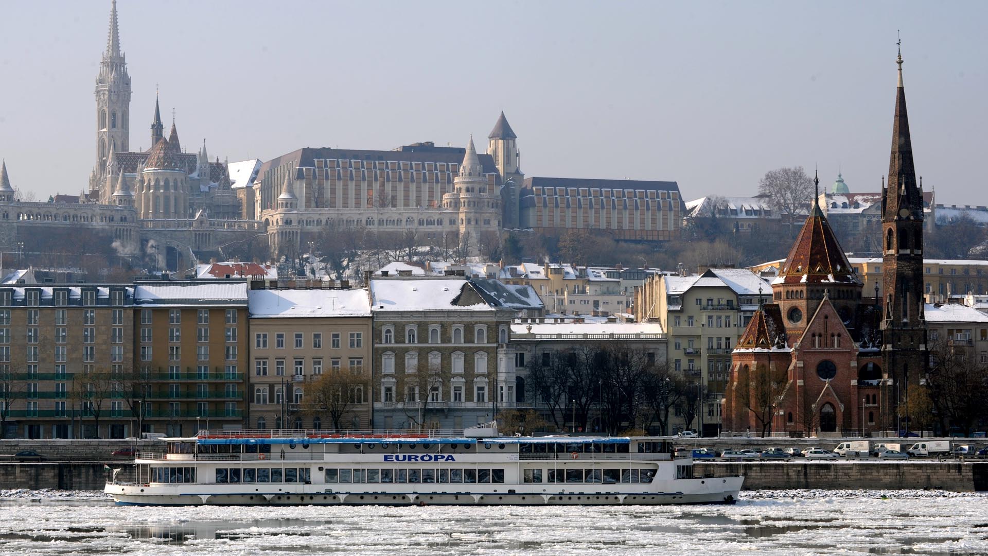 HUNGARY WEATHER ICY DANUBE Wallpaper