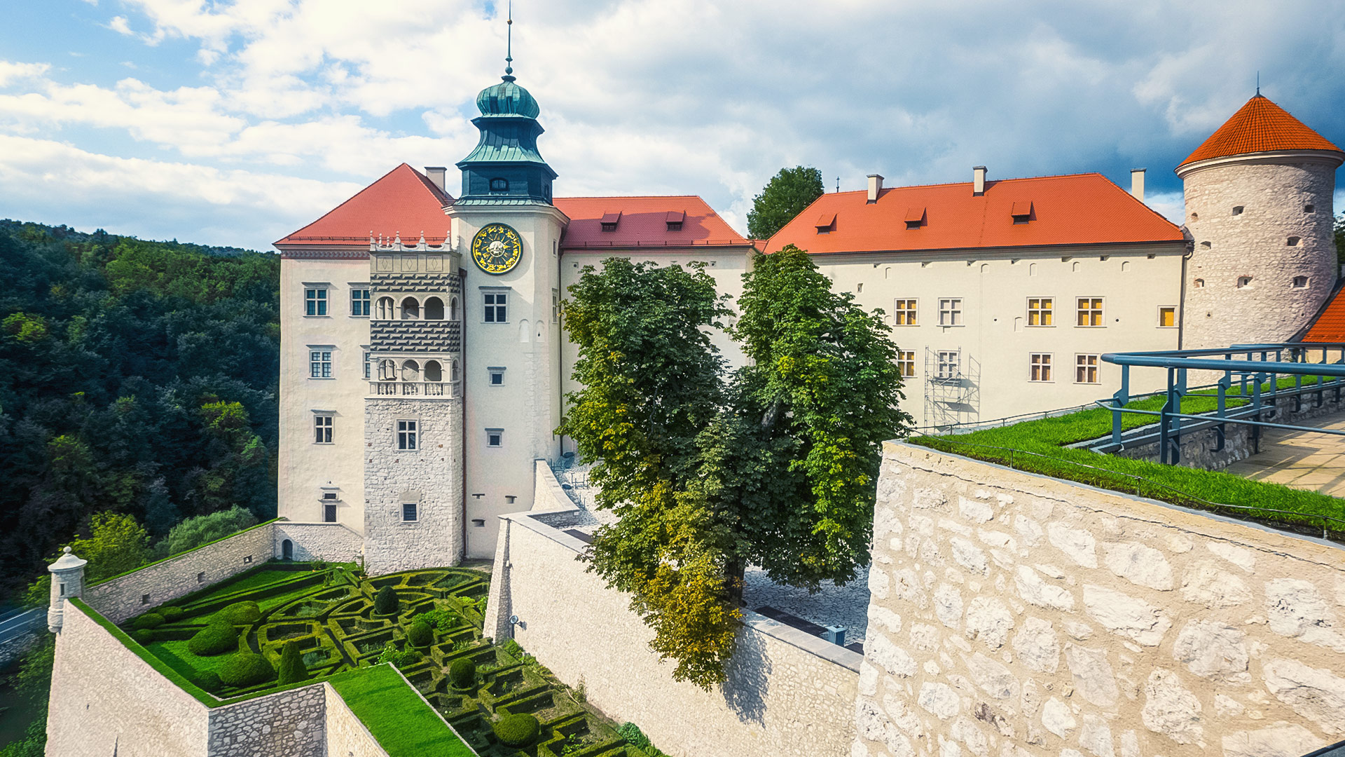 Polish, Pieskowa Skała, Castle, Poland Wallpaper