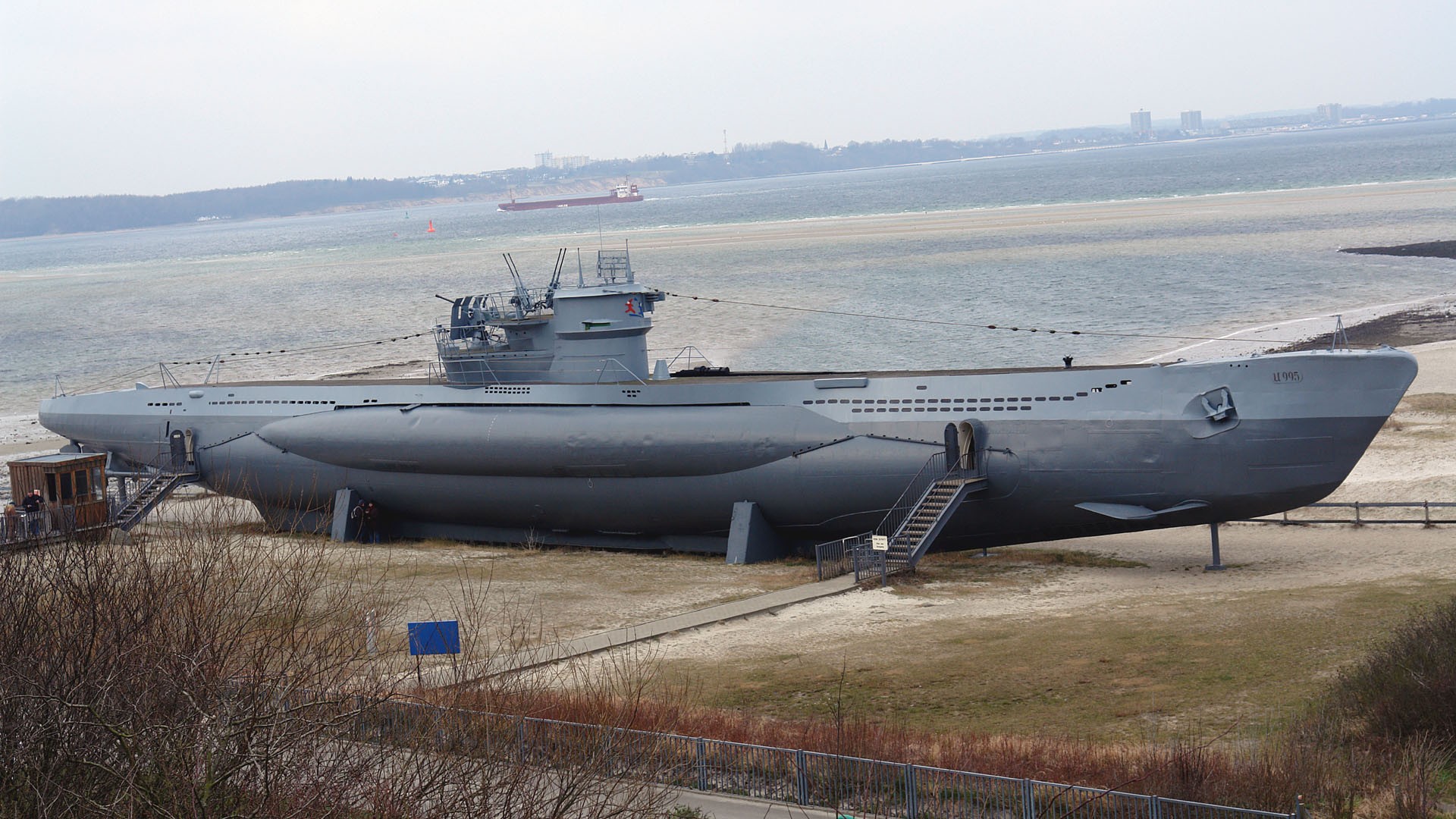 submarine, U 995 Wallpaper