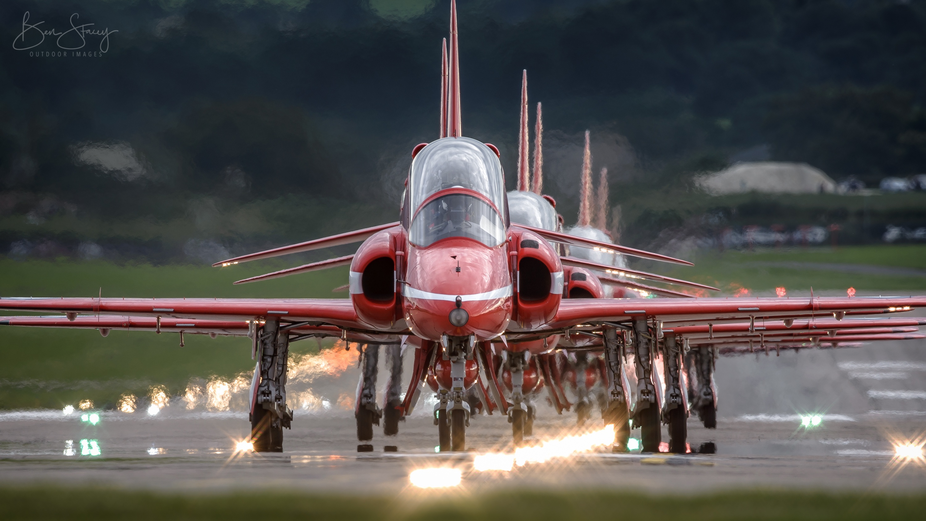 vehicle, Red, Aircraft, Red arrows Wallpaper