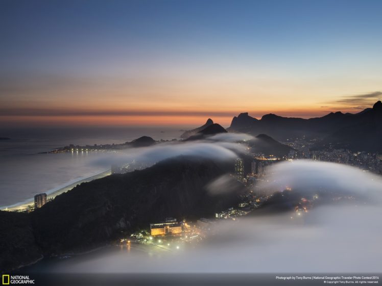 nature, Landscape, Mountains, Evening, Mist, National Geographic, Cityscape, City lights, Rio de Janeiro, Brasil, Sea, Sunset, Hill HD Wallpaper Desktop Background