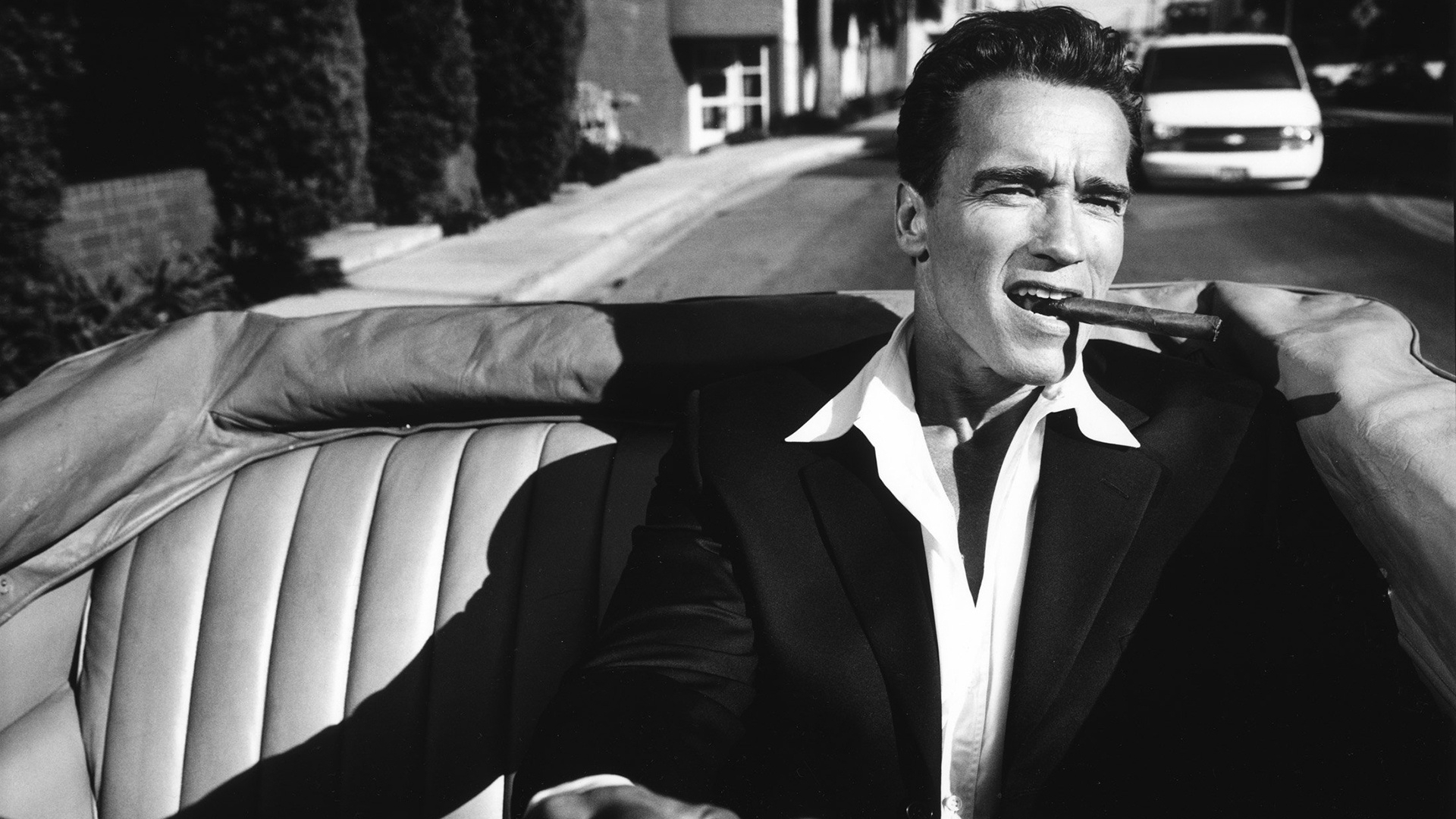 men, Arnold Schwarzenegger, Actor, Photography, Vintage, Car, Driving, Monochrome, Cigars, Shirt, Suits, Shadow, Cabrio Wallpaper
