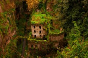 photography, Abandoned, Building, Old building, Ruin, Overgrown, Trees, Monastery, Italy, Valley