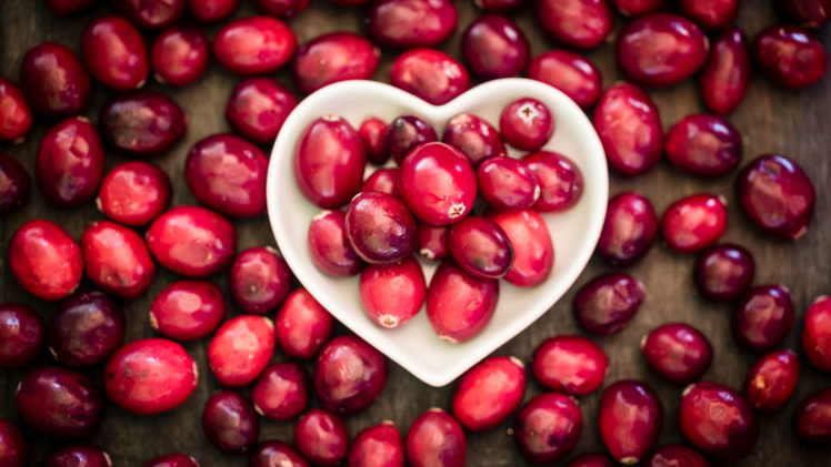 heart, Fruit, Cranberries, Red, Depth of field, Dishes, Table HD Wallpaper Desktop Background