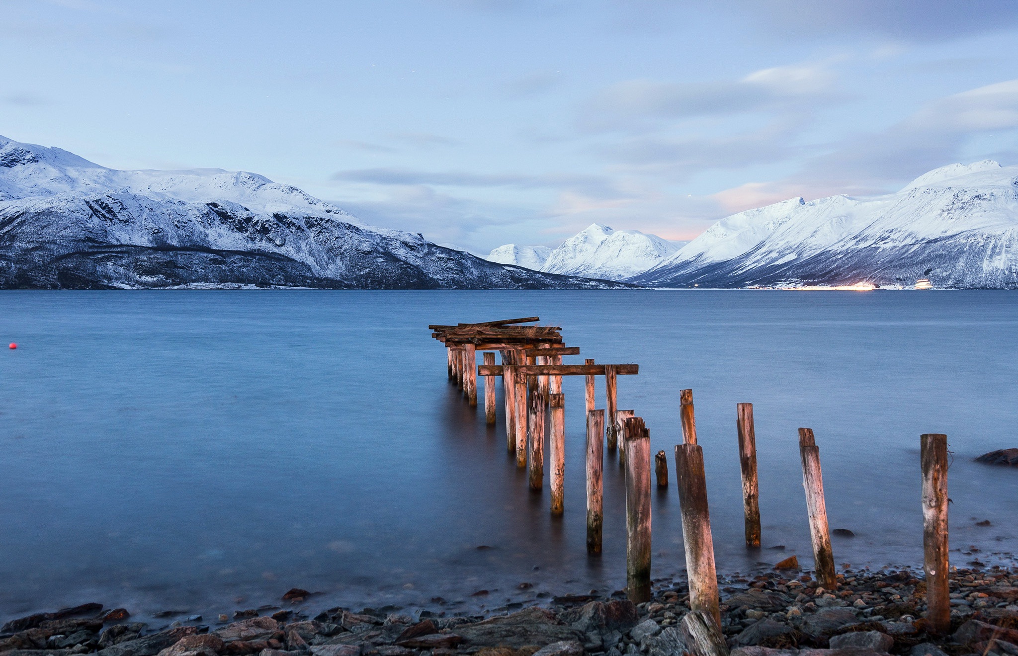 water, Mountains, Nature Wallpaper