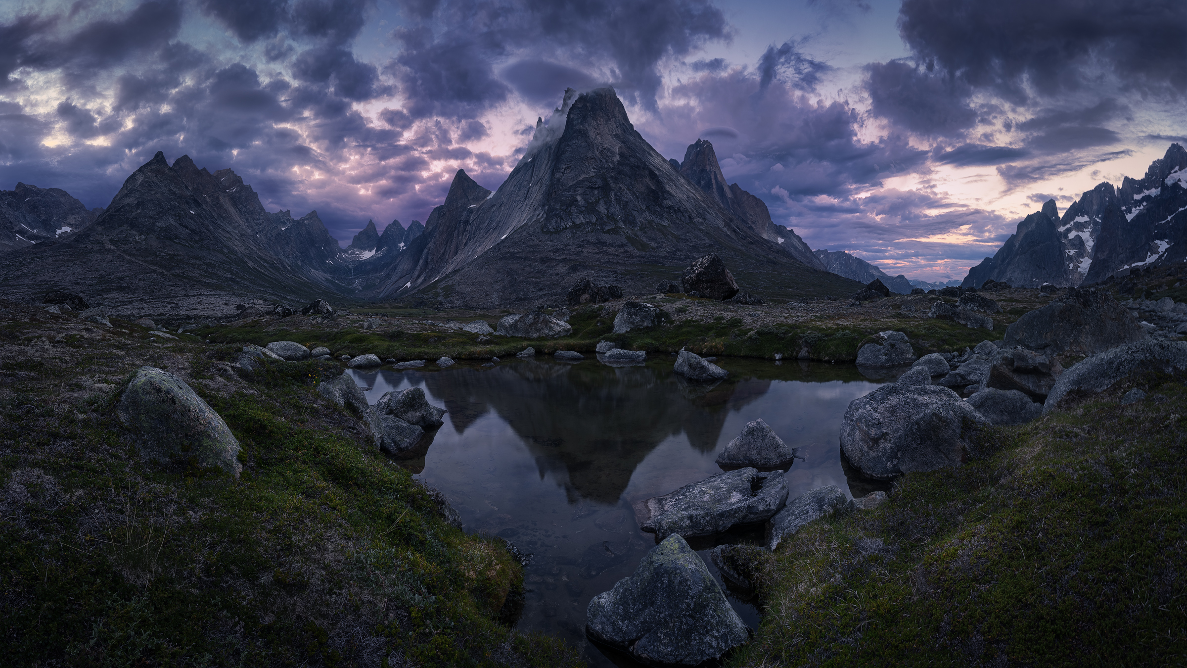 Sierpinskis Valley Mountains  Clouds Water Landscape 