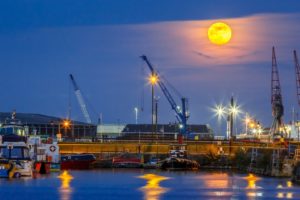 ship, Shipyard, Dock, Cranes (machine), Evening, Yachts, Moon, Sky, Water, Reflection, Lights, Building, UK