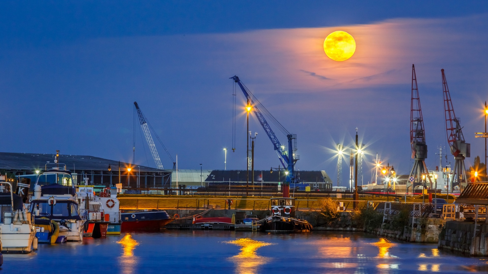 ship, Shipyard, Dock, Cranes (machine), Evening, Yachts, Moon, Sky, Water, Reflection, Lights, Building, UK Wallpaper