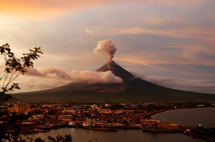 architecture, Building, Cityscape, Volcano, Nature, Landscape, Eruption, Smoke, Clouds, Philippines, Lava, Leaves HD Wallpaper Desktop Background
