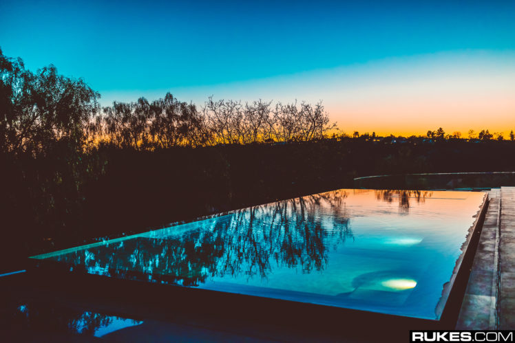 swimming pool, Reflection, Sunset, Dead trees, Rukes.com, Photography HD Wallpaper Desktop Background