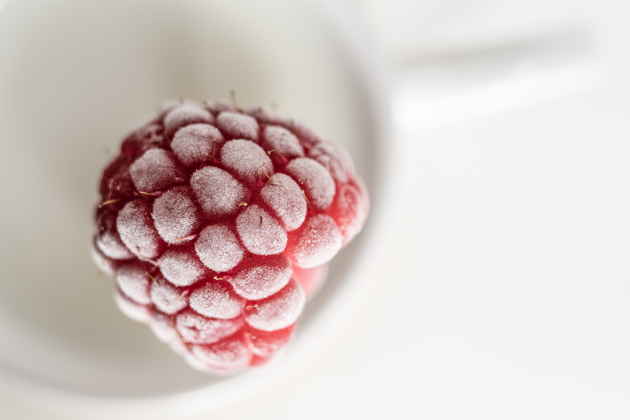 Rasperry, Red, White, Food, Fruit Wallpaper