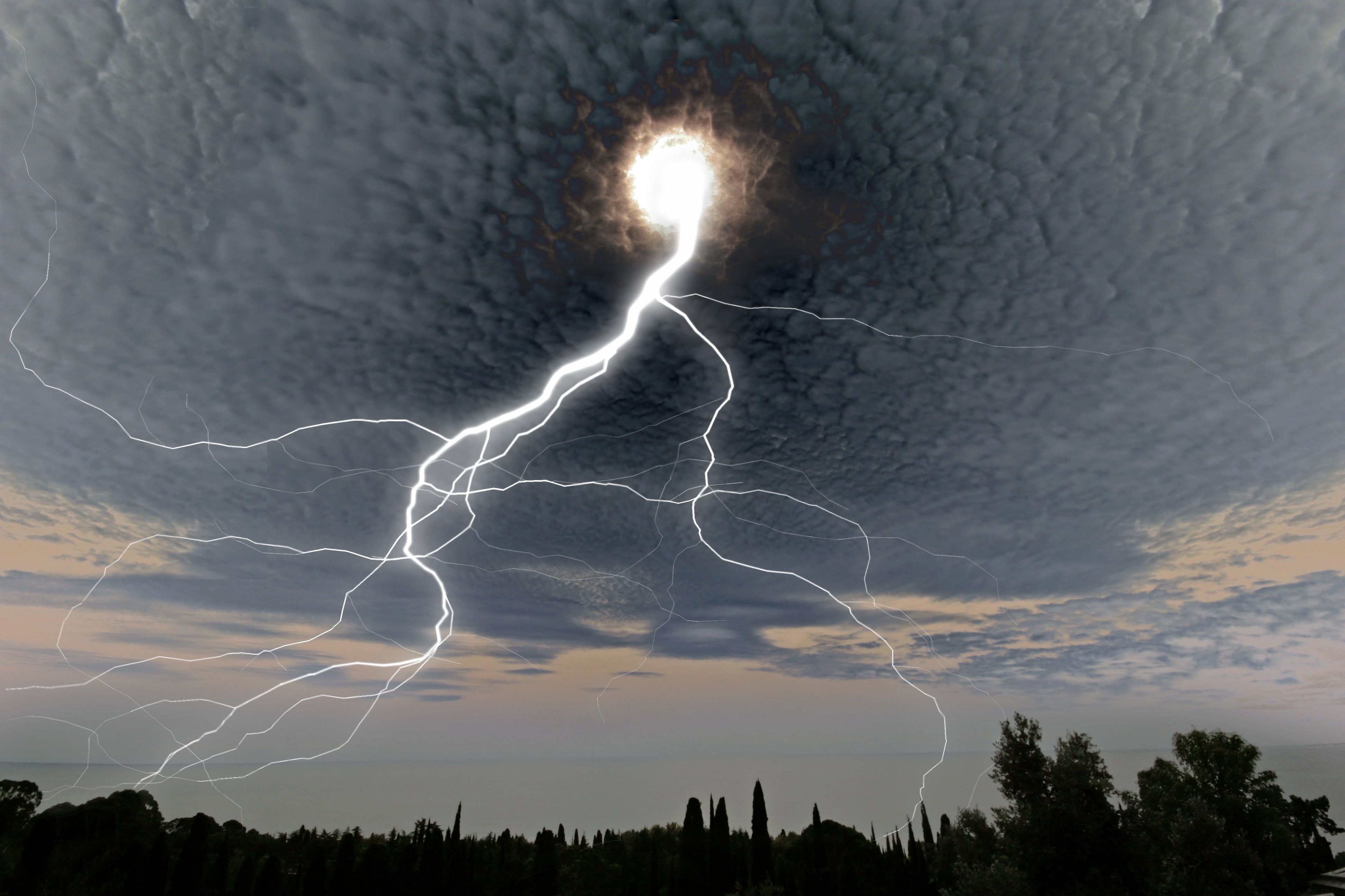 storm, Weather, Rain, Sky, Clouds, Nature, Lightning, Ufo, Sci fi, Futuristic, Alien Wallpaper