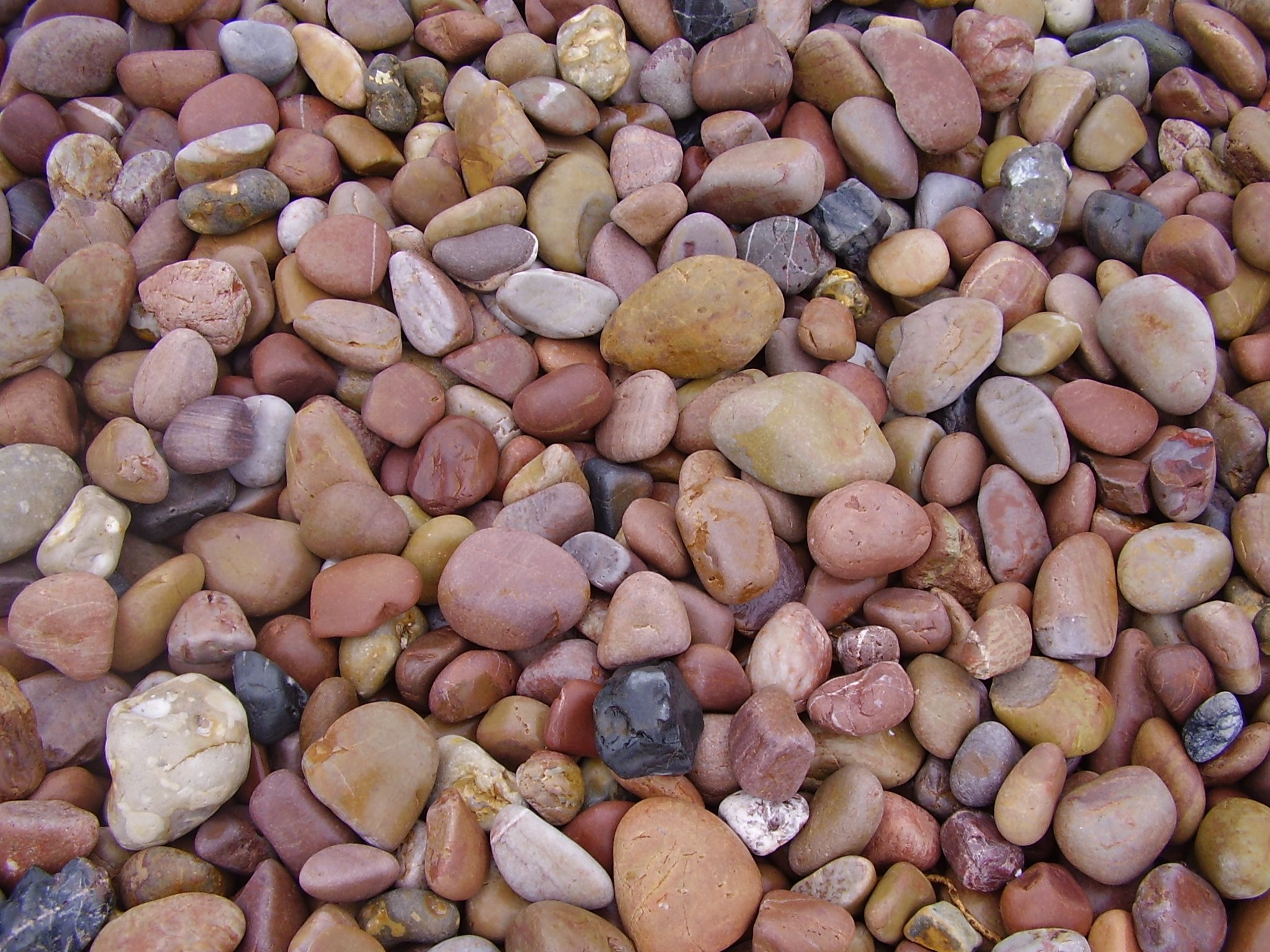 Крупные морские камни