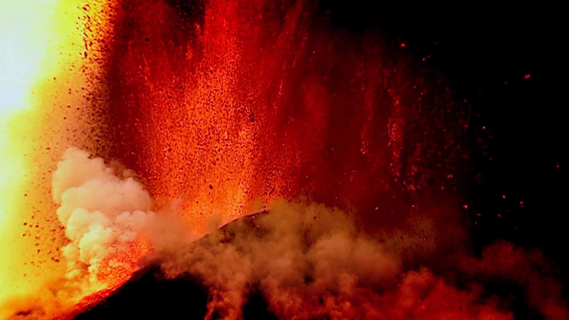 volcano, Mountain, Lava, Nature, Landscape, Mountains, Fire Wallpaper