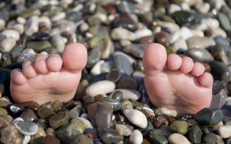 close up, Feet, Stones, Toes, Pebbles HD Wallpaper Desktop Background