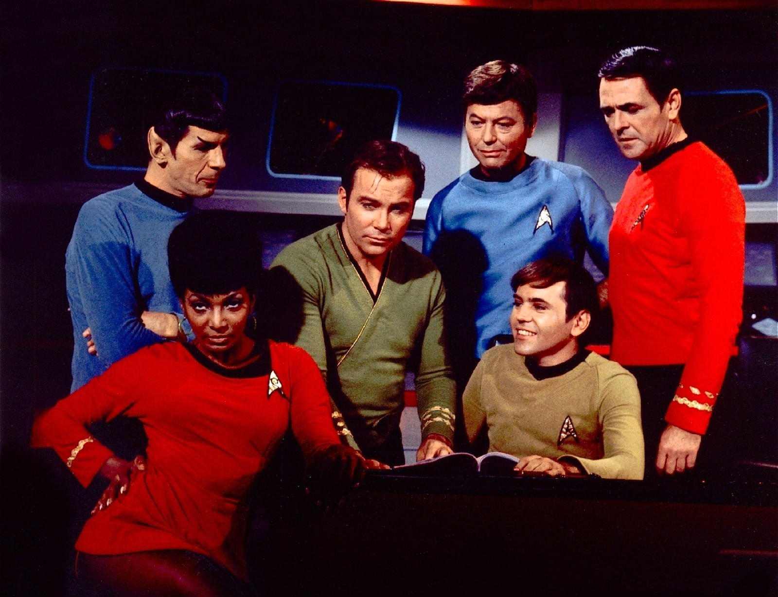 star, Trek, Futuristic, Action, Adventure, Sci fi, Space, Thriller, Mystery, Spaceship Wallpaper